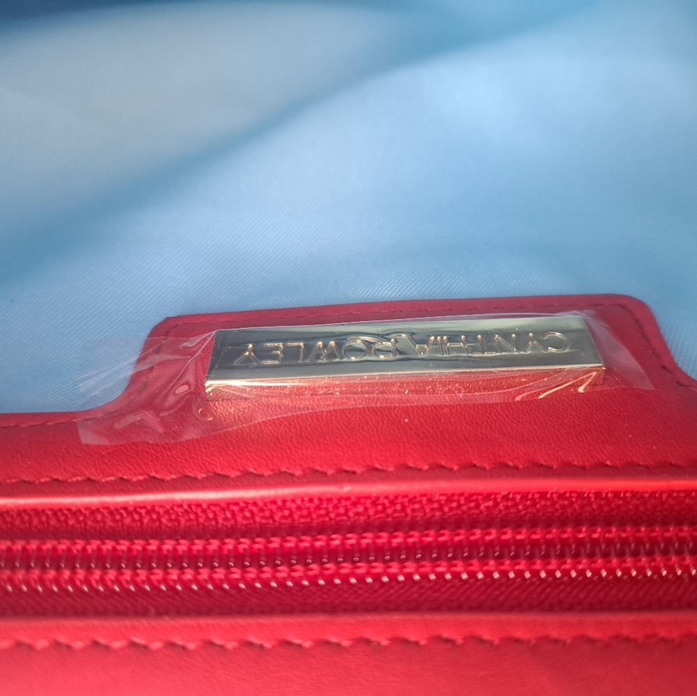 NWOT Cynthia Rowley 100% leather bag. - Picture 14 of 14